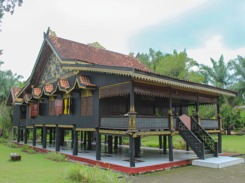 rumah panggung kajang lako