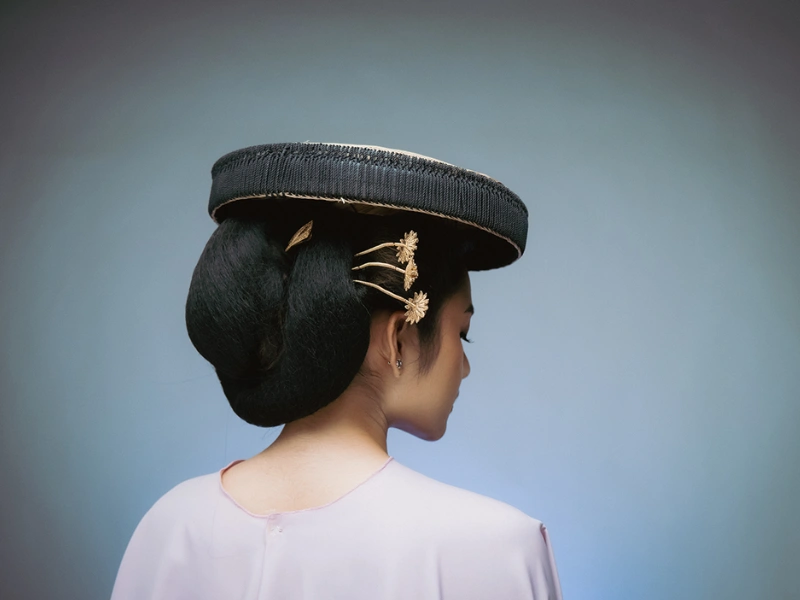 foto 1 - gelung ukel tekuk solo dan caping kalo kudus