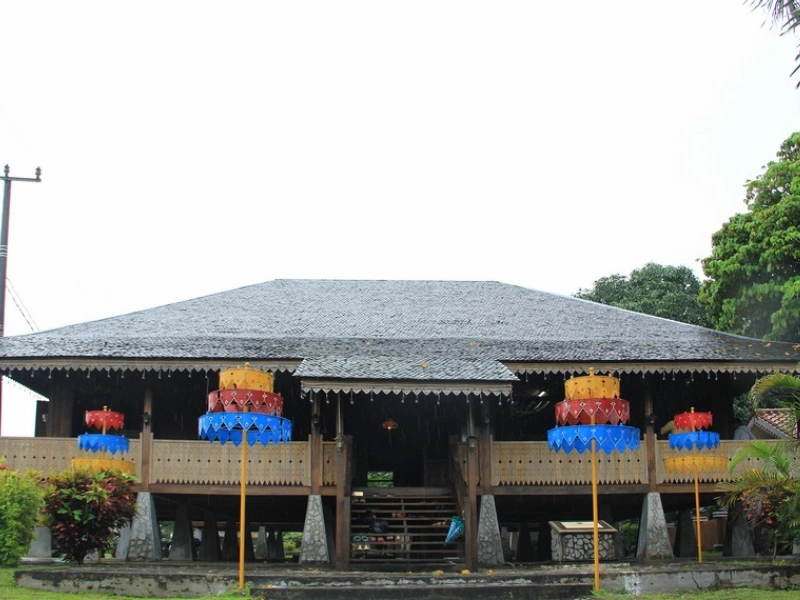 rumah adat belitung