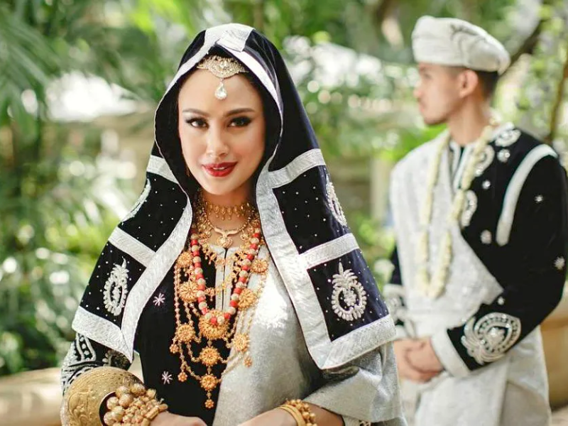 Baju Batabue Minangkabau