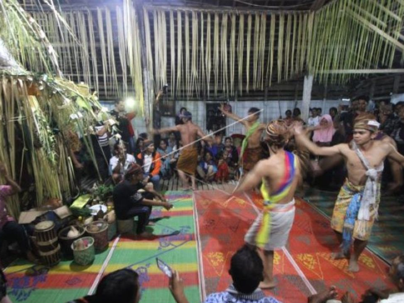 Bawanang Laburan Dayak