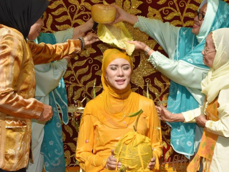 Mandi Tian Mandaring Tradisi