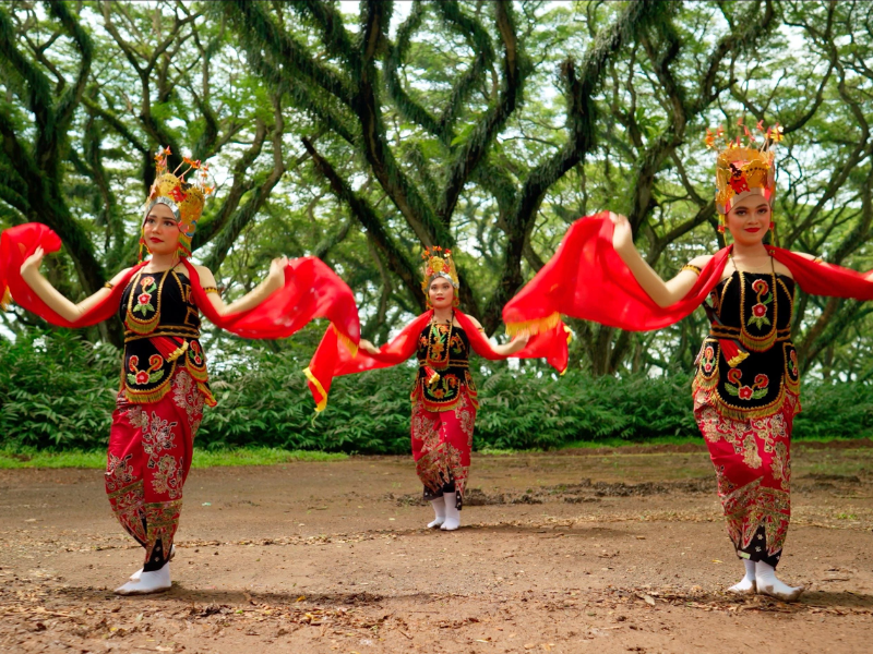 Tari Gandrung Banyuwangi Sakral