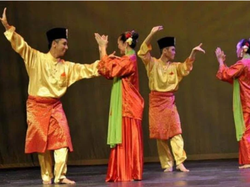 Tari Sirih Kuning Budaya