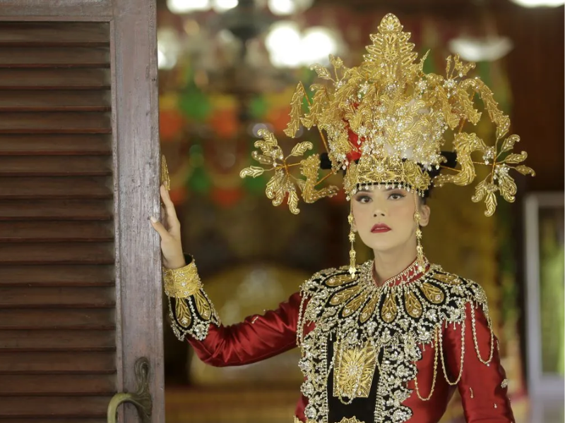 Pakaian Adat Bili'u Gorontalo