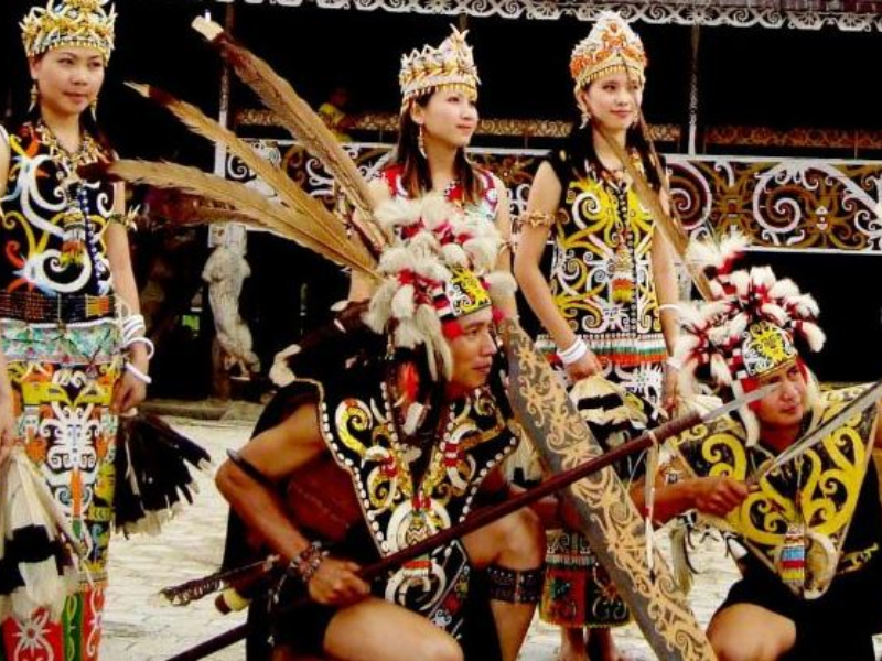 Tari Ajat Temuai Datai Dayak
