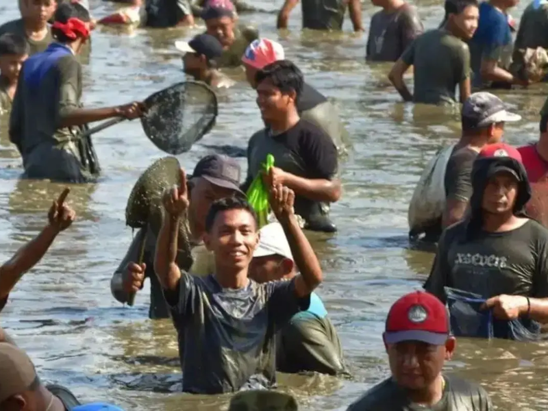 Ngubek Empang Depok 2026