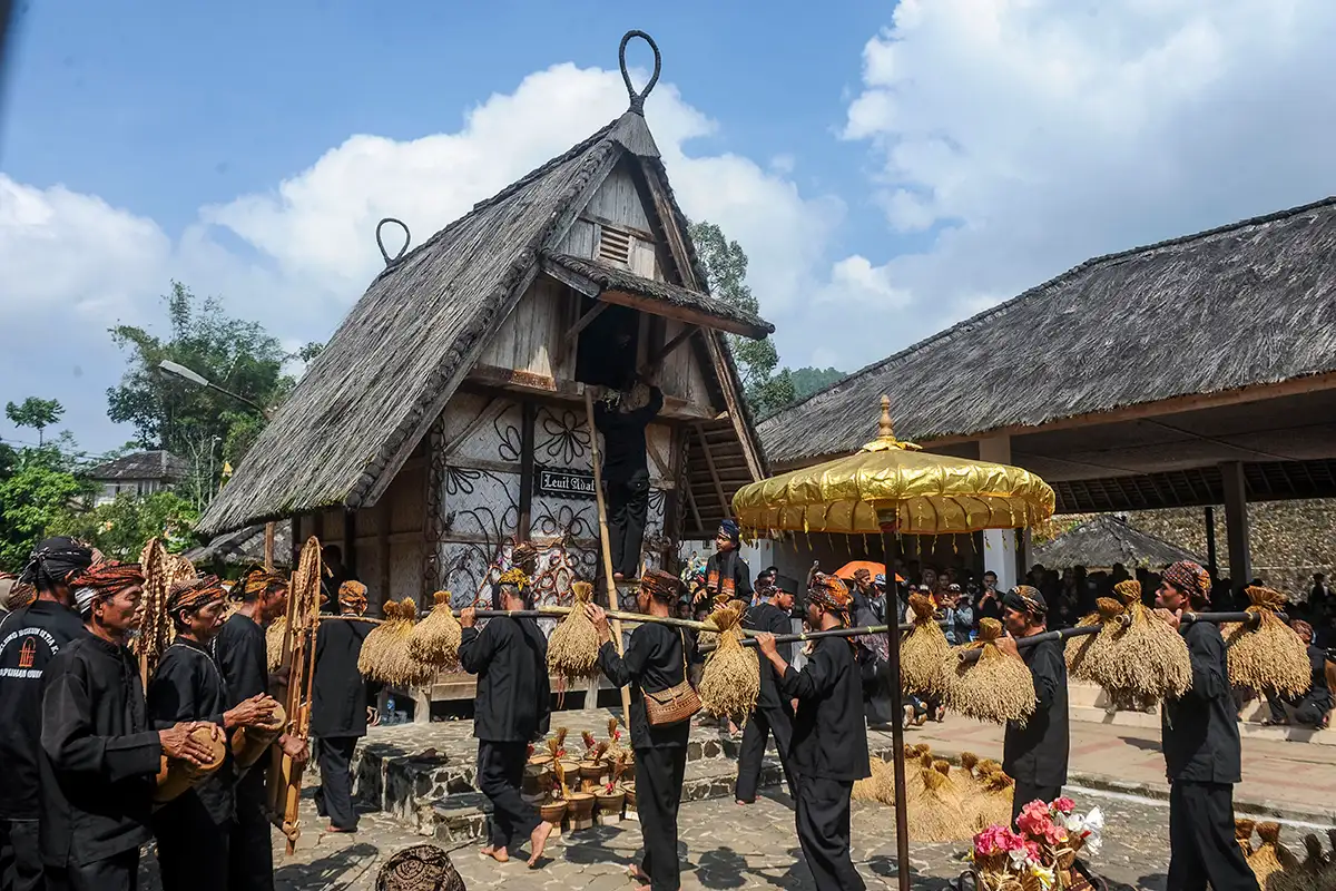 Seren Taun Cisungsang Lebak Banten