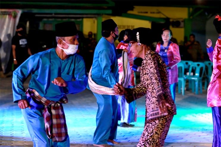 Tari Joget Dangkong