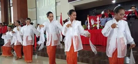 Tari Lenso