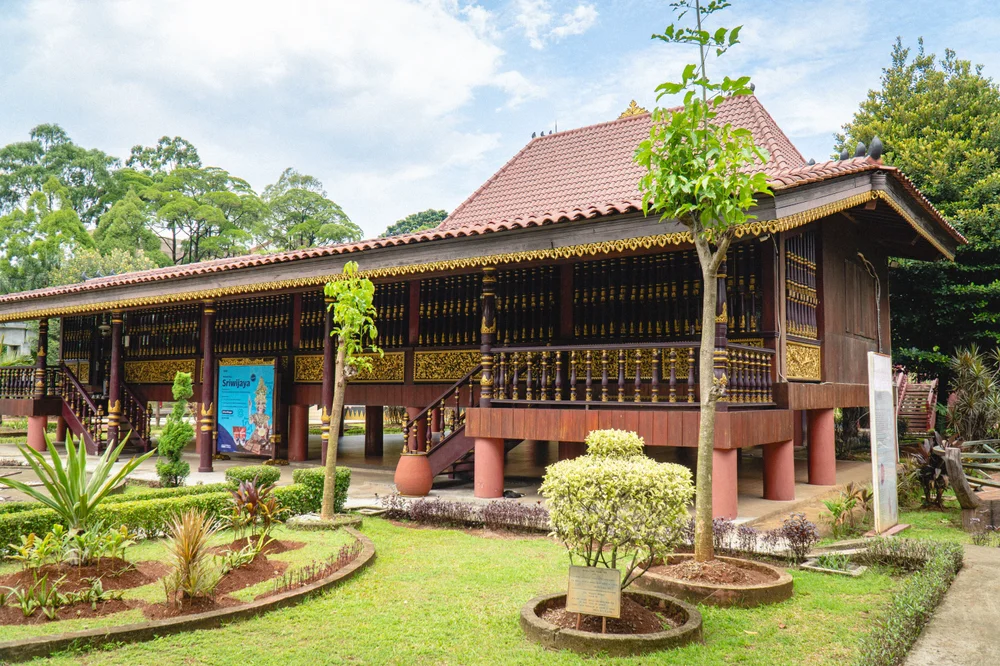 Rumah Limas: Filosofi Mendalam dari Sumatera Selatan