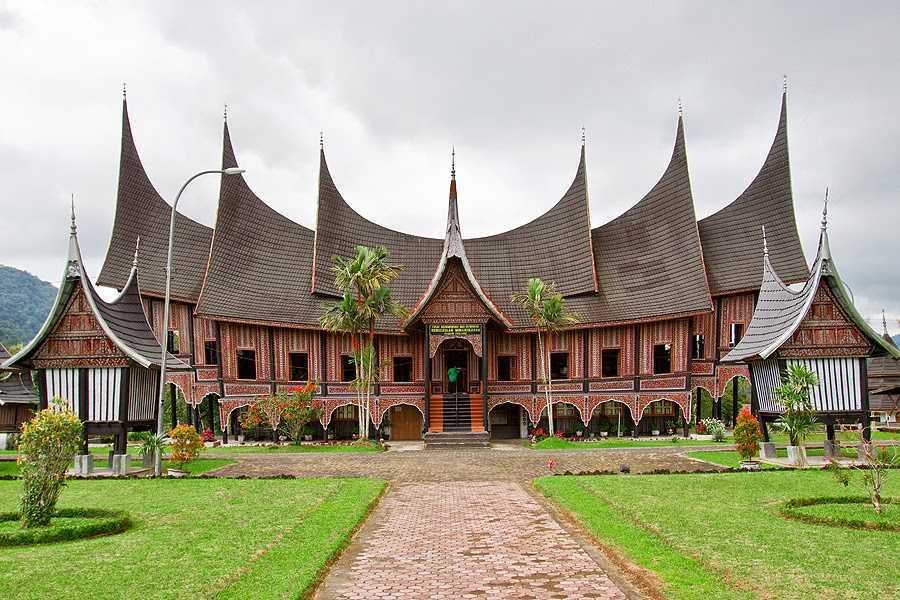 Rumah Gadang: Fakta Unik yang Jarang Diketahui