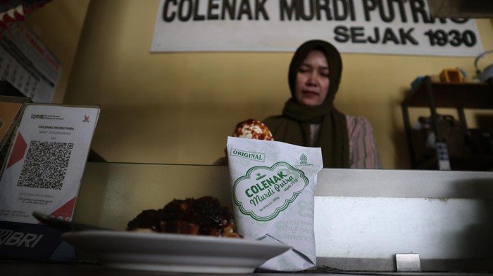 Tempat Makan Colenak Peuyeum Bandung