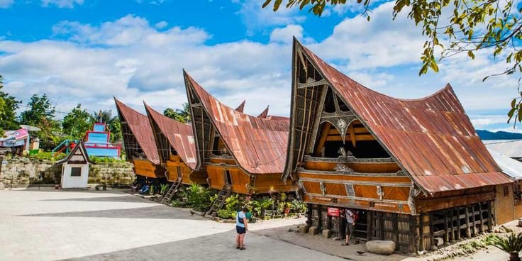 9 Stunning Places You Absolutely Must Visit At Lake Toba