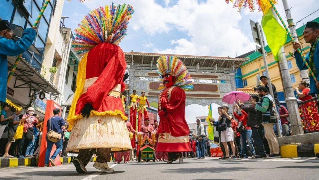 Parade Budaya HUT Jakarta