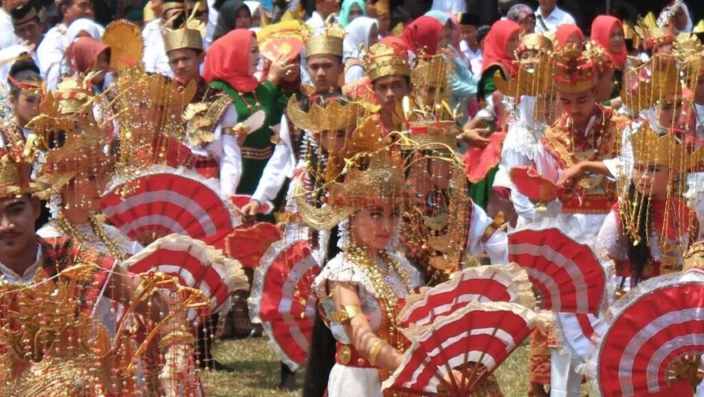 Tari Melinting Lampung