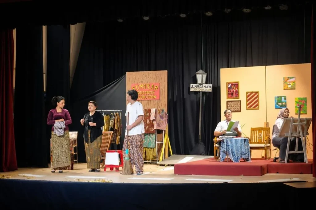 festival teater pelajar