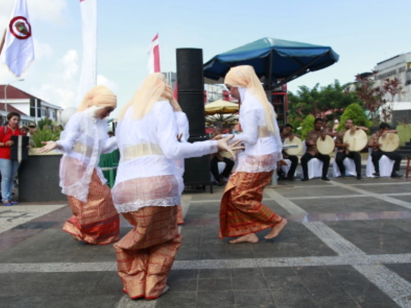 foto 1 - tari sawat