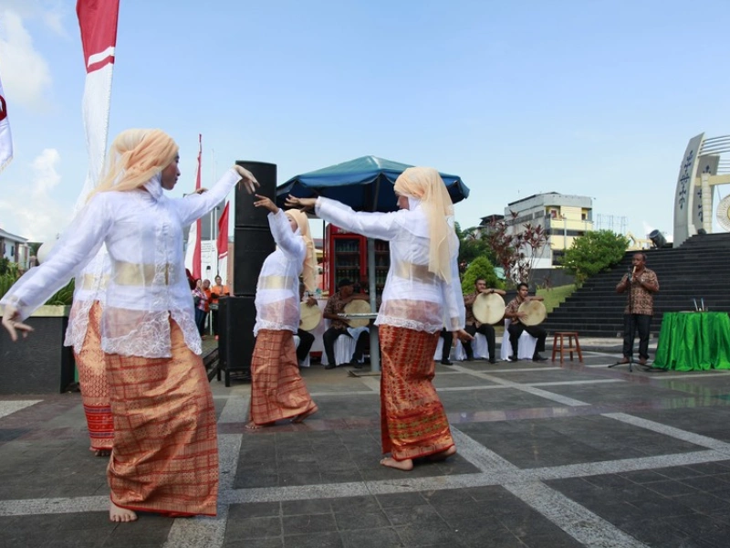 foto 2 - tari sawat