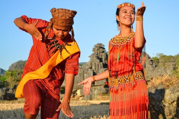 3 Fakta Mengejutkan Pakaian Adat Toraja di Balik Simbol Status Sosial