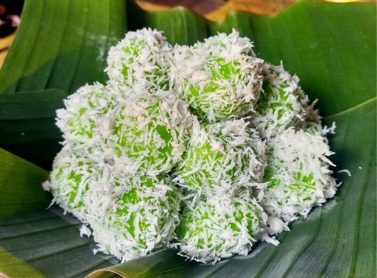 5 Fakta Mengejutkan di Balik Klepon Kuliner Dengan Ledakan Gula Merah
