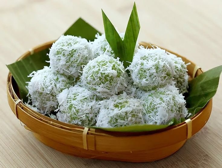 5 Fakta Mengejutkan di Balik Klepon Kuliner Dengan Ledakan Gula Merah