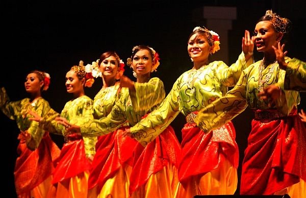 3 Ciri Tari Zapin yang Ungkap Pengaruh Arab di Nusantara