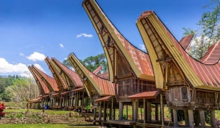 5 Alasan Rumah Adat Sulawesi Selatan Penuh Makna