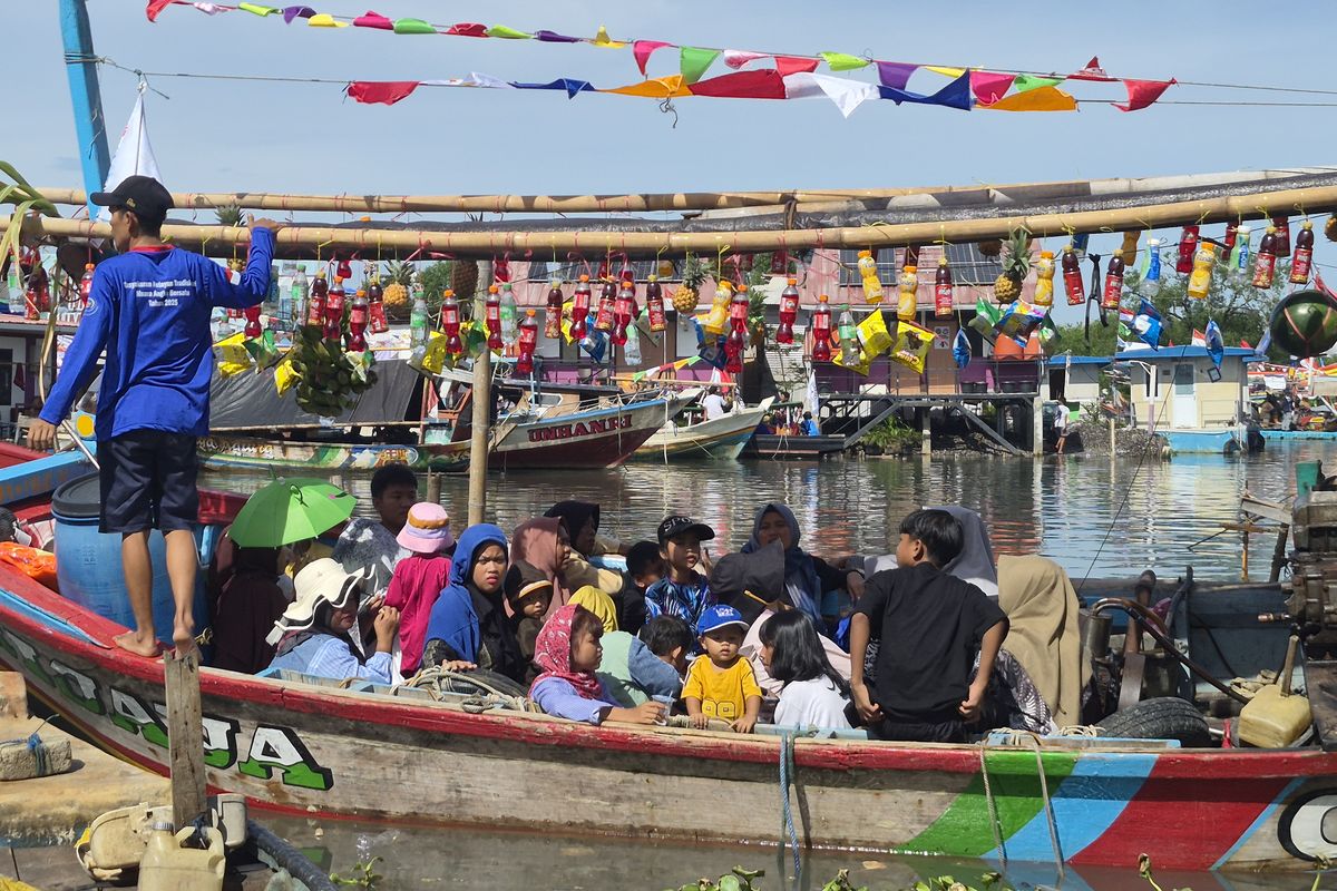 Nadran Cirebon Tradisi Laut Penuh Syukur yang Masih Jadi Perdebatan
