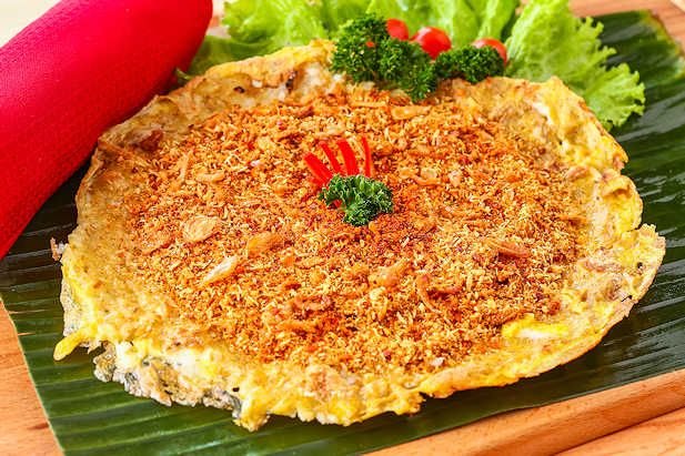 5 Resep Rahasia Kerak Telor, Street Food Betawi yang Bikin Nagih