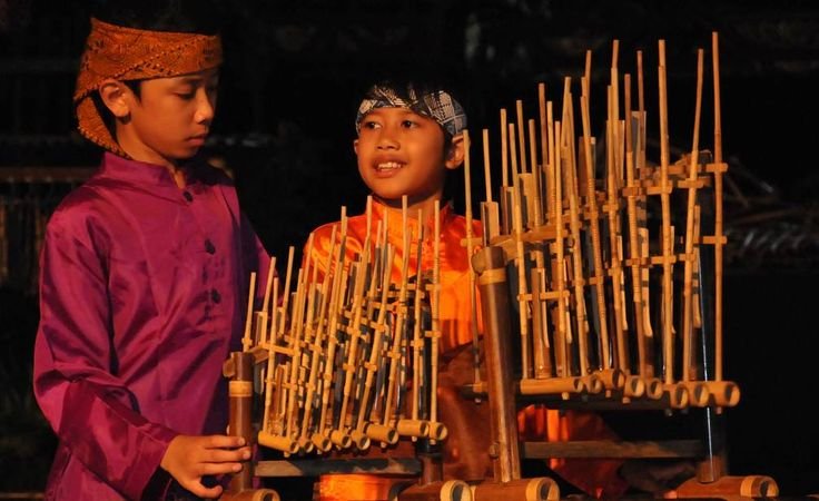7 Fakta Angklung, Alat Musik Sunda yang Mendunia