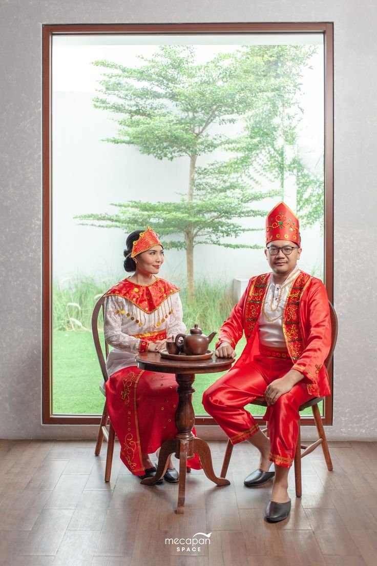 3 Sejarah Pakaian Adat Maluku, Warisan Maritim yang Penuh Makna