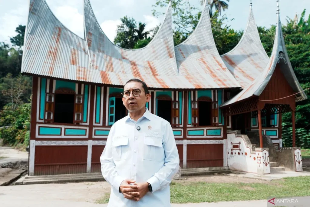 rumah gadang sirukam