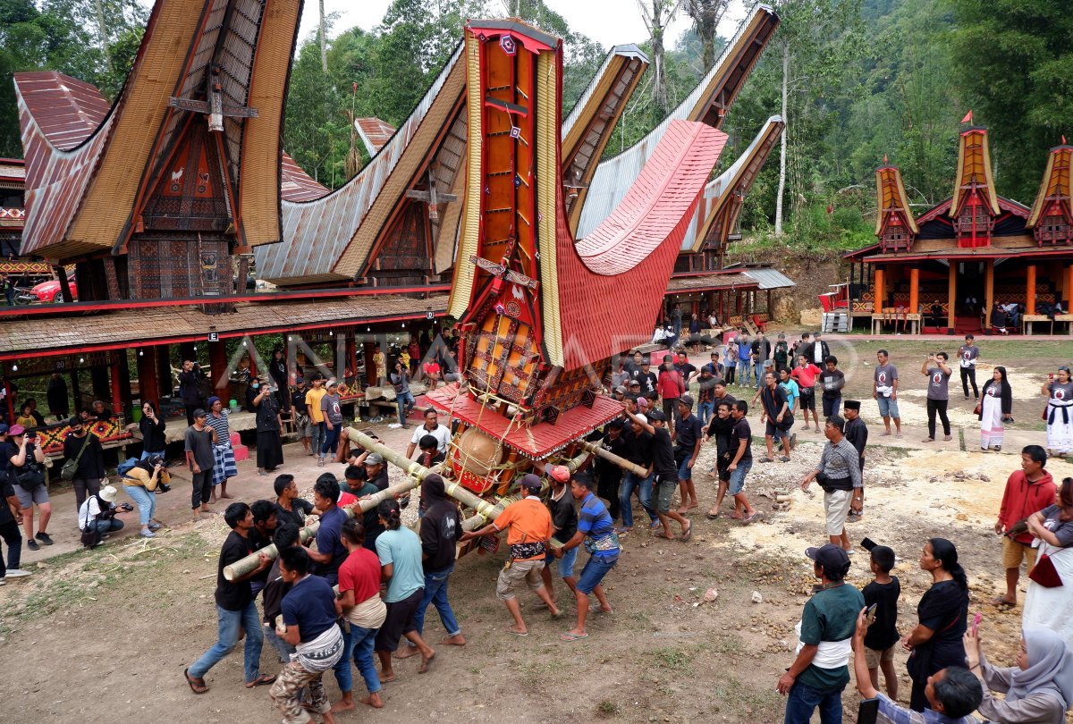 3 Rahasia Rambu Tuka, Tradisi Syukuran Suku Toraja yang Penuh Makna